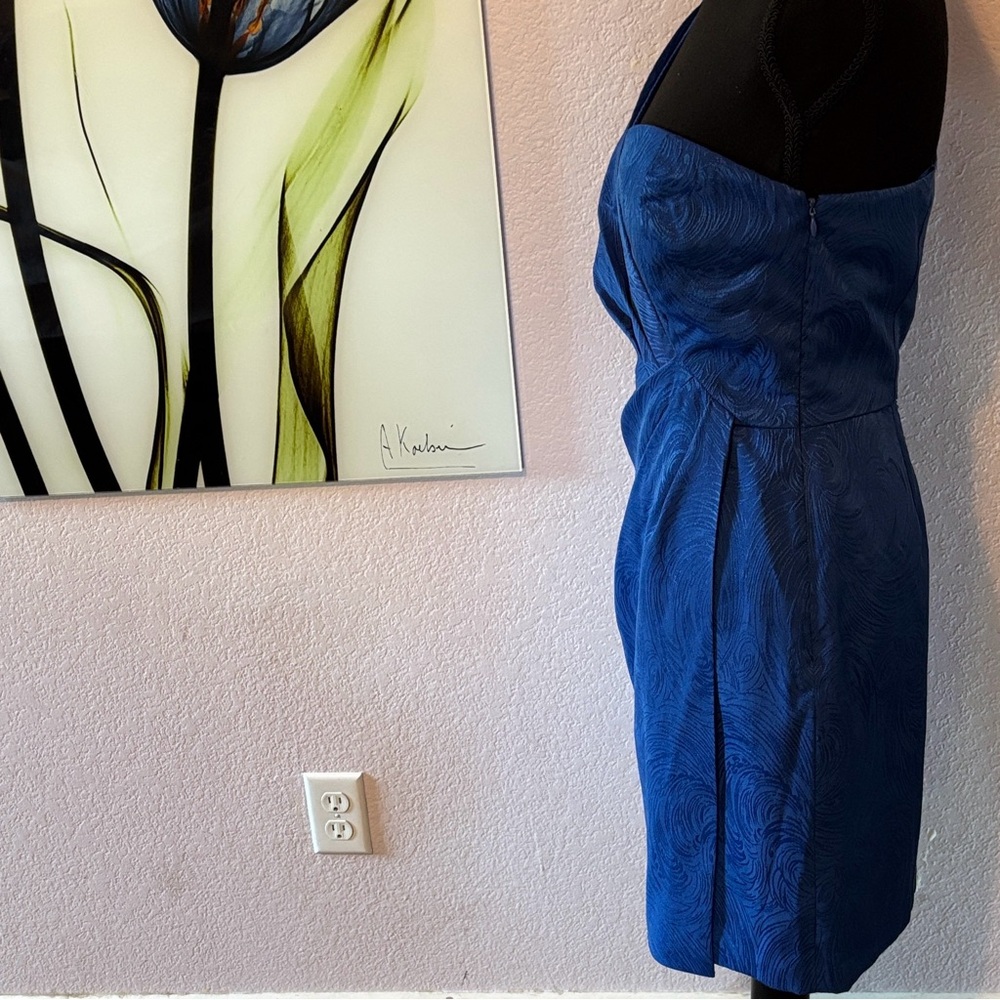 New dress size 6 - Picture 3 of 6
